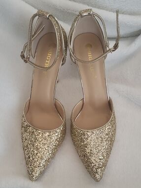 Bigtree Gold Glitter Pointed-Toe Ankle Strap Pumps Size 38 - 7.5/8